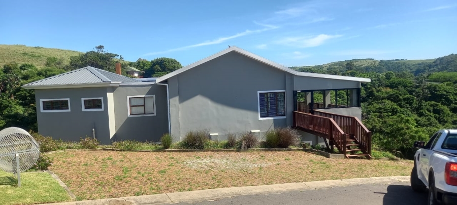 5 Bedroom Property for Sale in Morgans Bay Eastern Cape